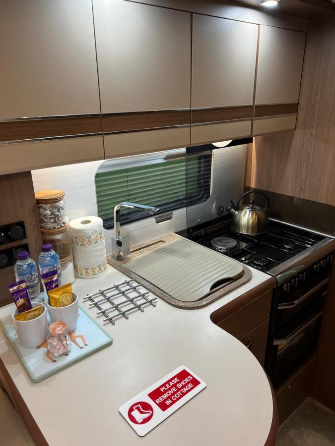Self Contained Holiday Home Caravan Corsham Eksteriør billede